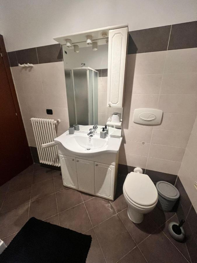 Home Sarenji Trivolzio المظهر الخارجي الصورة